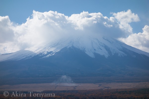 富士山での演習　演習場の噴煙　2014年11月14日