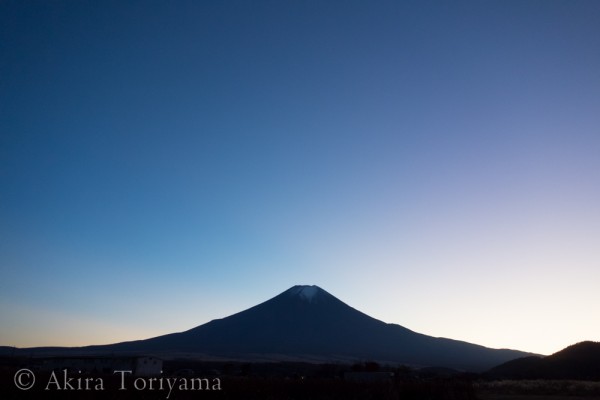 忍野からの富士山と不思議なソライロ。